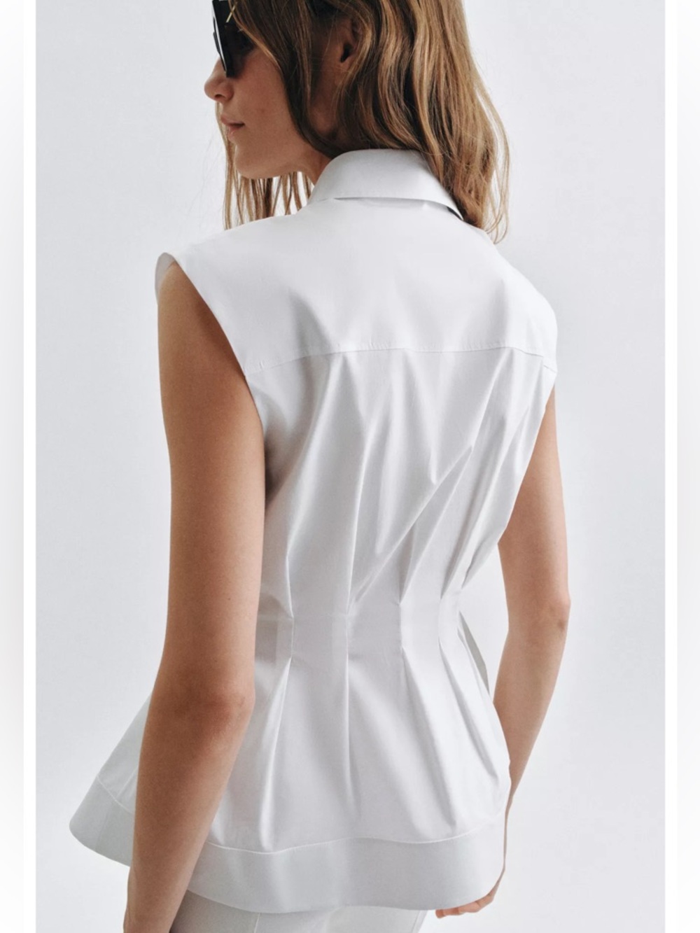 ZARA PLEATED SLEEVELESS SHIRT ZW COLLECTION - Picture 3 of 7